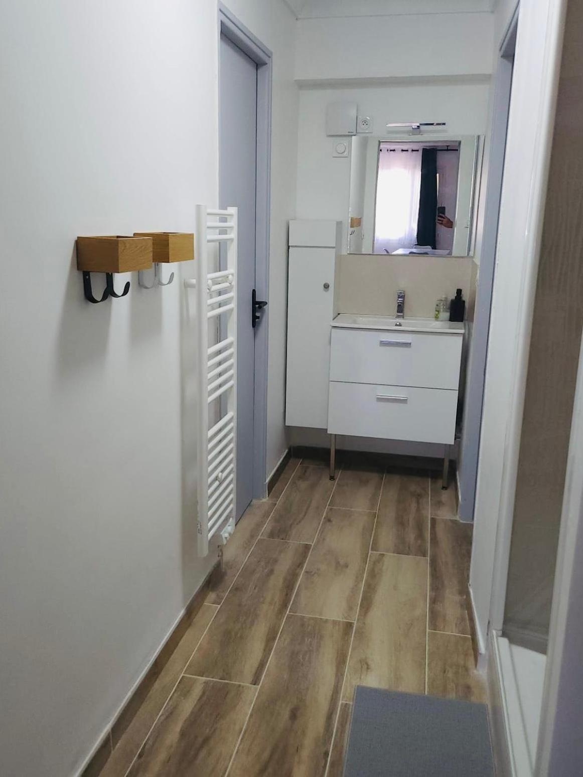Appartement Paisible Pour 4 Personnes Montpellier Exterior photo